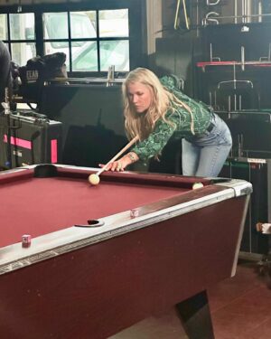 Ali Larter Instagram - Just passing time while the lightning is striking. 🎱⚡️🎱