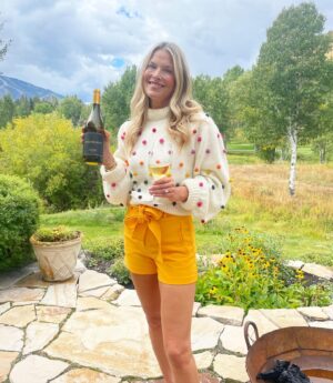 Ali Larter Instagram - Saturday night fever! What are you indulging in tonight?