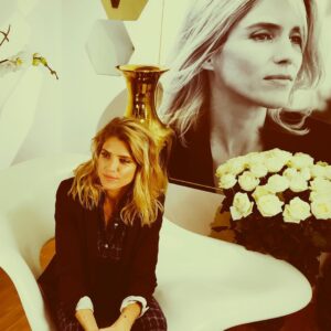 Alice Taglioni Instagram - #miseenabime #beautystore #dessange