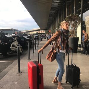 Alice Taglioni Instagram - #cannes nous voilà #cestreparti #dessange