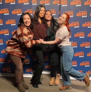 Alice Wetterlund Instagram - These people and many (MANNYYYY) more made a great show and the finale of season two is tonight and I am so proud of what they did. Please like and subscribe. @residentalien @syfy #ResidentAlien