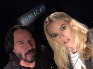 Alice Eve Instagram - Keanu’s first selfie.