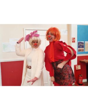 Alice Eve Instagram - CLOWNING AROUND 🤡 

*
*
*
*

I had the most wonderful two weeks with these talented people, learning how to clown. It was a deeply transformative experience and much more emotional than I anticipated. The innocent foundation to the art form allows for a sense of joy to enter the room, and with it, cynicism disappears. When that happens you realize what a cloud of it we live under. I am deeply grateful to Angela De Castro for teaching us that gentle curiosity is the doorway into the present moment; and existing in that state is an art form in itself. @whynotinstitute