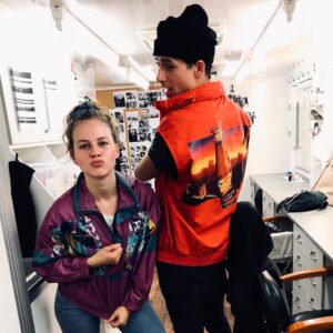 Alicia von Rittberg Instagram - Pressday with this fella! @saavedranoah 
für LOTTE AM BAUHAUS 👩🏼‍🎨