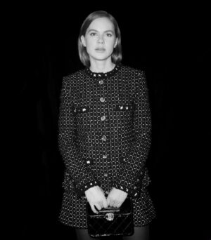 Alicia von Rittberg Instagram - Chanel x Berlinale 🖤
@robinkater @virgile.guinard