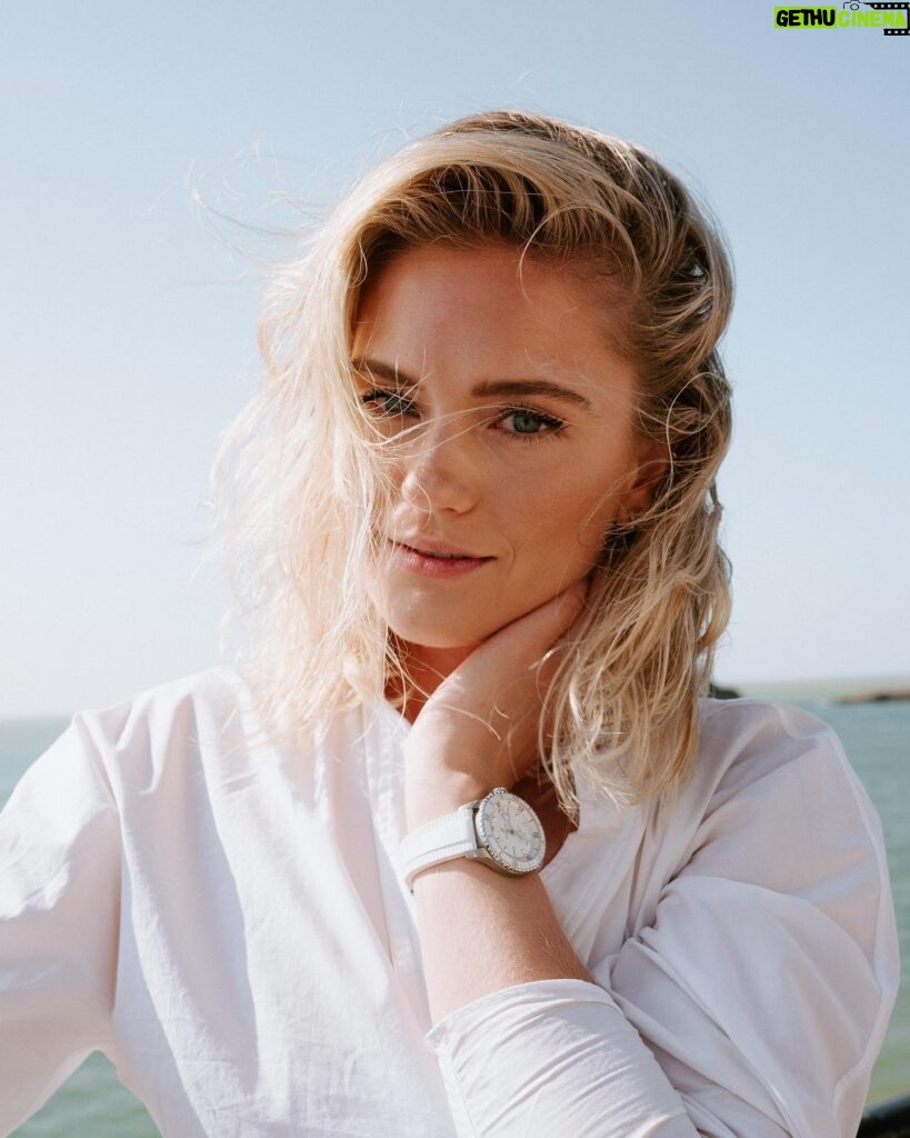 Alicia Agneson Instagram - So incredible honoured and happy to have become a Scandinavian Ambassador for @breitling . It’s a dream to work with Breitling as their passions align very much with my own- adventures but with a conscious twist. Their commitment to eliminate single-use plastic in their production is just one of many. I can not wait to share with you everything we’re going to get up to together and have you with us along the way. #squadonamission Wearing two of my favourites in these pictures #superoceanautomatic36 & #chronomat32