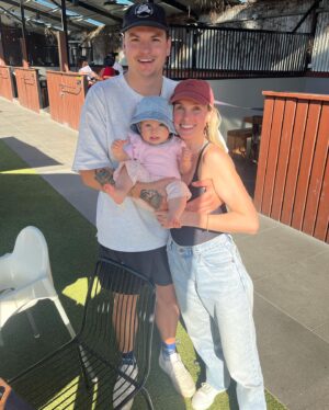 Alicia Banit Instagram - Some pics I reckon deserve a spot on the grid 

1. BMT
2. Family
3. 33
4. Spice up your life
5. The OG’s
6. Mr Burns’ and little miss 😝
7. Pure joy
8. Go pies (why is there no magpie emoji)