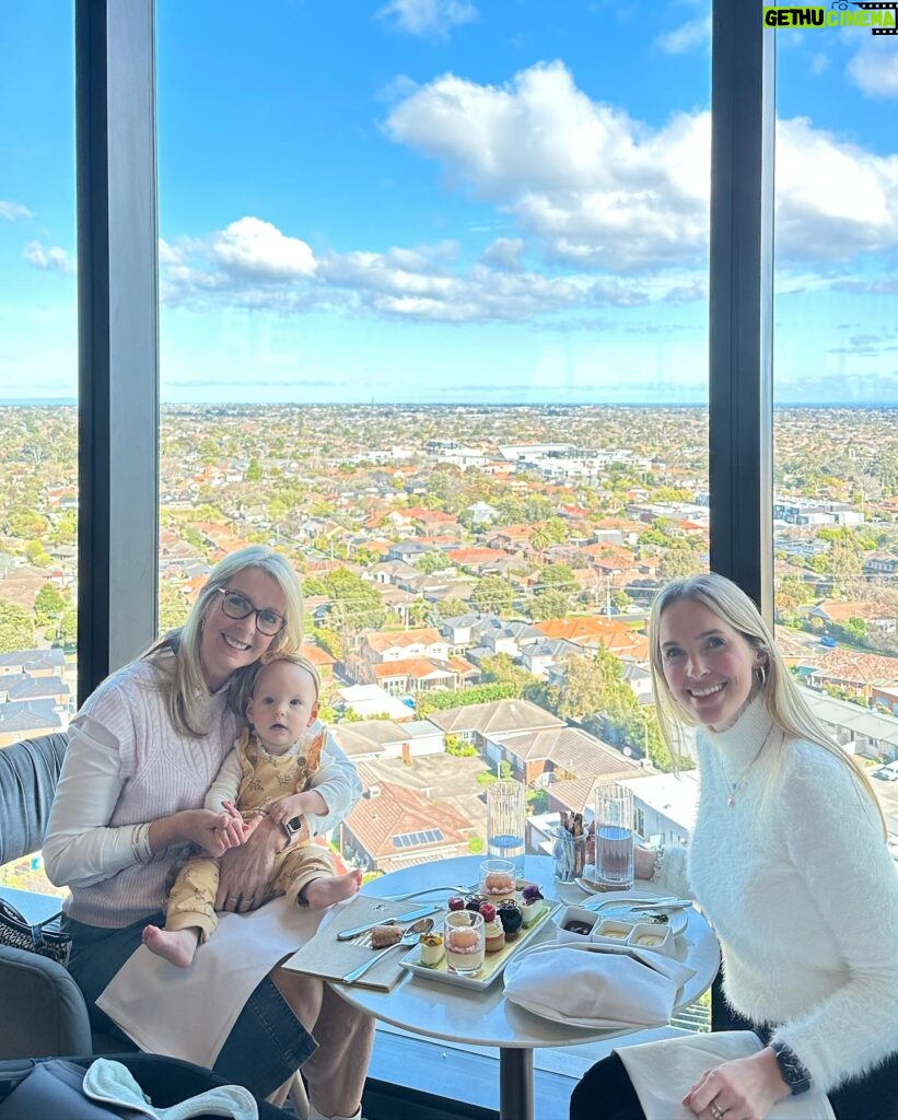 Alicia Banit Instagram - Last week celebrating my darling mamas 60th birthday! A week of adventures and surprises for the woman who does everything for everyone all of the time. Love you so much @lynne.banit Massive shoutout to @bloom.blessings for the most stunning fresh flower arrangements for mums surprise luncheon! STUNNING! 🌺