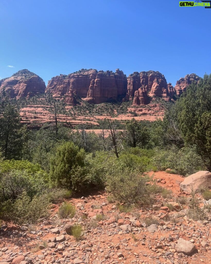 Alicia Sanz Instagram - Arizona you were pretty ✨🧙‍♀️🐍🏜️🌵🧚♥️🦂