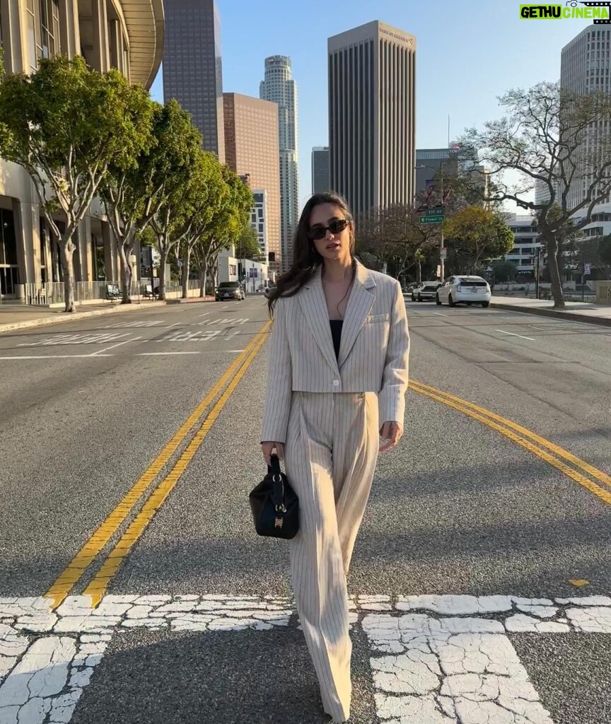 Alicia Sanz Instagram - Downtown babyyyy🫠
