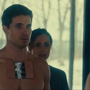 Alicia Sanz Instagram - So excited to share that Simulant will hit Canadian theatres April 7. I had a blast playing Esme and blonde Esme with this cast and crew 💥
#samworthington @simuliu @robbieamell @jordanabrewster directed by @april_mullen