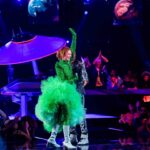 Alicia Witt Instagram - about exactly a year ago on #themaskedsinger, one of the most unexpectedly profound experiences i’ve had 💚 here i am getting the strangest manicure of my life to hide my skin tone, since i would be playing piano in one of my episodes (playing @muse’s Starlight). @maskedsingerfox season finale airs tonight - Dandelion Mask here reminding you to tune in. i can’t wait to find out who wins and who’s behind those famous masks 🙃 8/7c on @foxtv #waybackwednesday #aliciawitt #maskedsingerfinale #dandelionmask