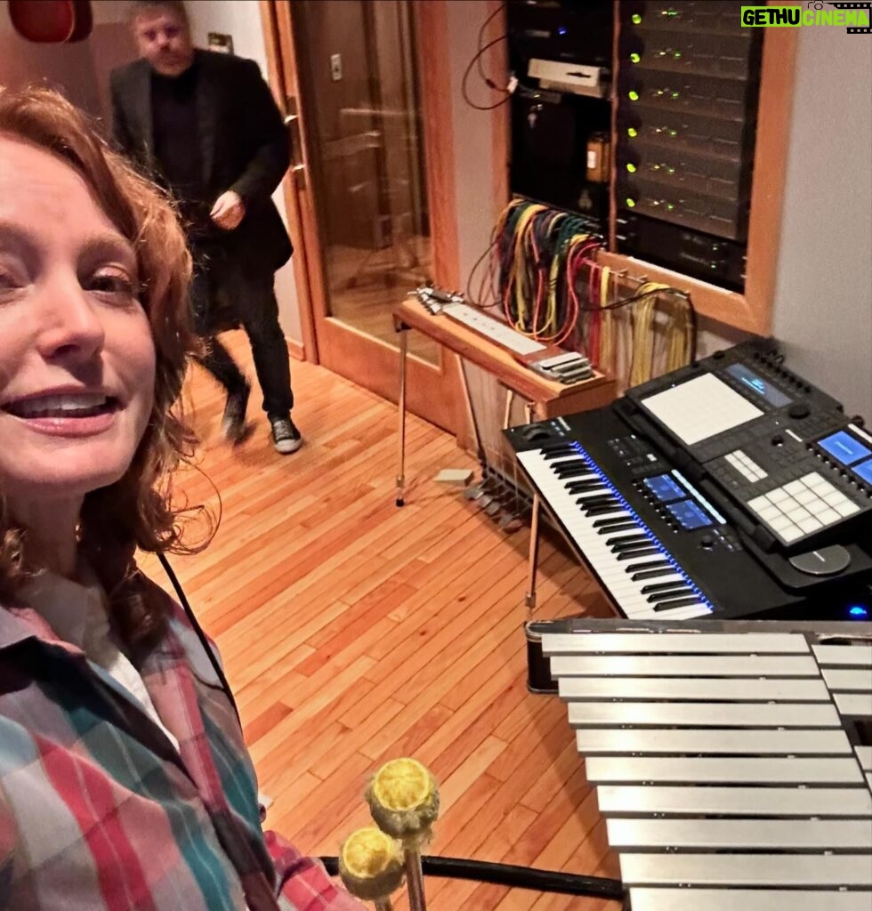 Alicia Witt Instagram - a dynamite 24 hours ✨ 1) with @brianelmquist - from one of my favorite bands, @thelonebellow - having just finished our first song written together 🙃 so joyful. what a gift. i love the tune we made up!! 2) - quality control inspector @theimportanceofbeingernesth on the job - supervising today’s work on my christmas record. 3- vibraphones for said record with @kalmusky at @addictionsound, in what i was informed is the first vibe session in this new space! 4) early morning catch up breakfast with my old friend from LA - @specktoria!! the best way to start the day. here’s to life and time 🌞 5) playing my tiny violin for all my imaginary friends to marvel at 6) hawk energy abounding