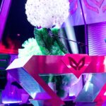 Alicia Witt Instagram - about exactly a year ago on #themaskedsinger, one of the most unexpectedly profound experiences i’ve had 💚 here i am getting the strangest manicure of my life to hide my skin tone, since i would be playing piano in one of my episodes (playing @muse’s Starlight). @maskedsingerfox season finale airs tonight - Dandelion Mask here reminding you to tune in. i can’t wait to find out who wins and who’s behind those famous masks 🙃 8/7c on @foxtv #waybackwednesday #aliciawitt #maskedsingerfinale #dandelionmask