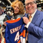 Alicia Witt Instagram - SOMUCHFUN was had this weekend!! what a blast to take a quick jaunt to nyc to watch the @ny_islanders WIN their playoff game against the @canes. now for tomorrow to stay in it! i’ve got my very own team jersey and so does @theimportanceofbeingernesth for good luck ☺️ congratulations to my friend, islanders and @ubsarena owner #jonledecky, and thank you for the most special weekend. also pictured: a whole bunch of @nyjets who were there to cheer us on, especially awesome sauce @malikktaylor who i sat next to for first period - and fellow christmas movie alumnus, @wesbrown225, who was attending as a longtime #islanders fan too!! 🧡💙 #goislanders #hockeyplayoffs