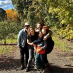 Alie Ward Instagram - Well well well, no sooner do we cover #Pomology 🍎 for @ologies then I get my rear end to a REAL ORCHARD to gander at apples with the Sleeper Crew. It was a real Falliday weekend with frickin pumpkins, skellies, apple crumbles, homemade pastas, fireside work sessions, and @jarrett_sleeper Monster Mashing all over the yard. Thank you sis/wedding gown designer @samantha.sleeper @chrisberrydrums @jayscards and my favorite jewelery-maker @palm__sunday for the coziest vibes. Hot damn, I loved it.