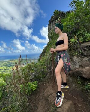 Alina Pash Instagram - Which way you going?