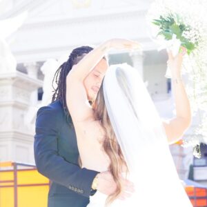 Alisan Porter Instagram - One year married. Seven years together. A lifetime to go. Happy Anniversary @jtrvth. I love you endlessly and can’t imagine life any other way.
