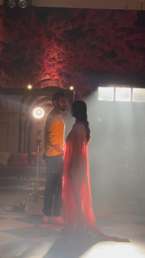 Alisha Parveen Instagram - 🔛 set #udaariyan #alishaparveen #anurajchahal
