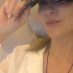 Alison Doody Instagram - Joking and excited sending this clip to my children on the plane going to India on 8th November 2019… to film the Movie RRR playing the role of Lady Scott… I did not know what to expect as it was my first time working in India… It has been a long journey but one that I will cherish forever…working with this cast and crew ❤️ TRAILER out on the 3rd Dec 
#RRRMovie #RRR