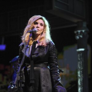 Alison Krauss Instagram - Alison performed @willienelsonofficial's "I Never Cared For You" off of her new album 'Windy City' on @colbertlateshow. Did you tune in?