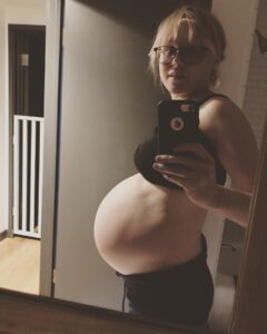 Alison Pill Most Liked Photos and Posts