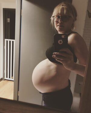 Alison Pill Instagram - I didn’t know I was pregnant with my daughter until 7 weeks in.  I’d gotten off birth control, my cycle was nuts, we were about to start trying to get pregnant.  And then, lo and behold, I was.  I’m not irresponsible, or uneducated, or whatever.  I just truly did not know I was pregnant.  So my first trip to the OB I got to hear a heartbeat.  I was thrilled. And I also realized that ‘heartbeat laws’ are absurd.  Last year, we lost a pregnancy.  It was beyond crushing.  The worst existential pain.  Thanks to @revmikek and other support, I mostly got through it.  To imagine being in that situation, and having my body and motherhood questioned, more than I was already questioning it myself, would have been more than I could handle.  This is what this ruling will do.  It will literally criminalize women’s bodies.  This is not hyperbole.  Abortion is healthcare, it is bodily autonomy, it is not a decision to be second-guessed by people in congress or courts or strangers outside clinics.  I think life is miraculous, I’m a church-goer, I’m so grateful to be a mom.  All of this informs my belief in people’s right to choose what happens with their bodies.  Donate to @abortionfunds , to @reprorights to @ppact . Scream from the rooftops.  Demonstrate in the streets.  Tell pharmaceuticals to make emergency contraceptives without absurdly low weight limits.  And vote. (Image description: a blonde woman with shirt pulled up shows her pregnant belly in the mirror)