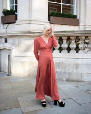 Alison Sudol Instagram - Singer and actress @alisonsudol before @paulandjoeparis at #lfw. This was taken at the back of the @langham_london hotel. When you arrive at a venue guests can turn up at any juncture, so you pick your spot and wait. Alison was sweet (i am also a huge @fantasticbeastsmovie fan) but I loved the colour and shape of her dress, and well, just look at those black platforms!