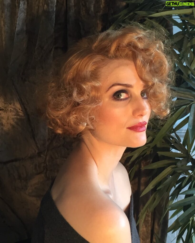 Alison Sudol Instagram - very early wig tests before we figured out Queenie #fantasticbeasts