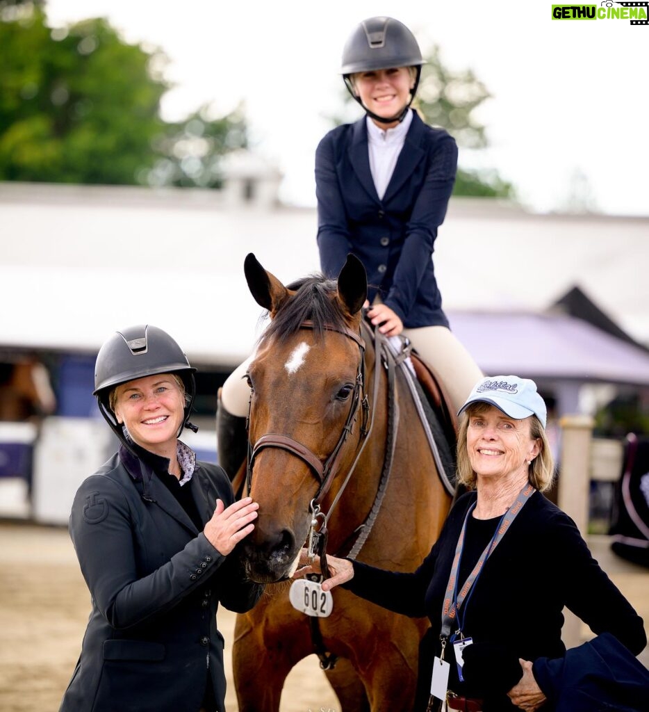 Alison Sweeney Instagram - Three generations of horse lovers. #horsesofinstagram ❤️🐴