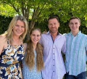 Alison Sweeney Instagram - Enjoying a lovely family Easter brunch.
