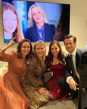 Alison Sweeney Instagram - I am so grateful to have such incredibly supportive friends!! We were filming late together on a night which happened to be the premiere of  #amagicalchristmasvillage . So while we were filming #theweddingveil everyone cozied up to watch and enjoy the movie during our breaks in between takes. @autumn_reeser @thereallacey @_misterpaul_ & @wardrobegirls_ were cheering on every scene. Gave me all the feels. ☺️ also, it’s airing again on @hallmarkchannel TODAY at 2pm  eastern if you haven’t seen it yet!!🎄🧑‍🎄