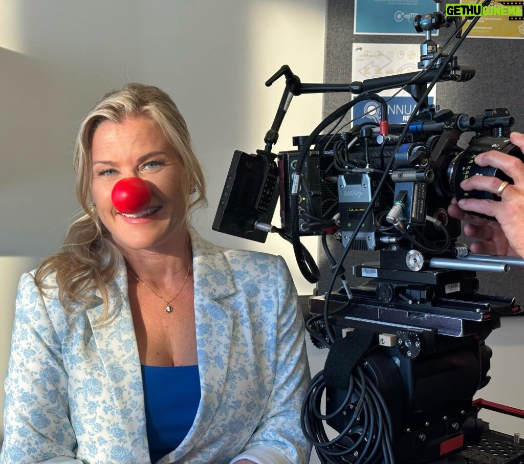 Alison Sweeney Instagram - Lights , camera, action! Every movie needs a Red Nose Day. Get yours at rednoseday.org thank you @comicreliefus for helping provide books in schools and meals on tables. #rednoseday 🎥