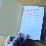 Alison Wheeler Instagram - Exclu - Nouvel extrait du journal intime de mes 7 ans intitulé "des rêves plein la tête" - l'Irlande c'est vraiment mieux que le Club Med 😂😘 merci Maman