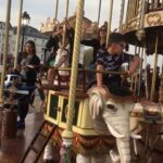 Alison Wheeler Instagram - Ce qu'il se passe dans ma tête lorsque j'entends le mot "responsabilité" 🎠🤪🎶 en bonus track les commentaires de ma mère qui ne sait pas trop où se foutre #honfleur #easterholidays