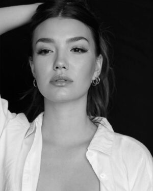 Alissa Skovbye Instagram - photography: @manfredbaumann