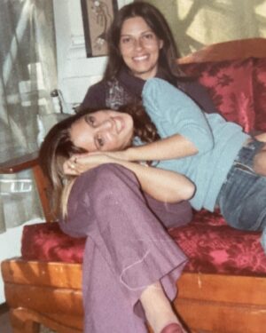 Alisyn Camerota Instagram - Mom and me, through the years, with my other beloved (god/grand) mothers. Happy Mother Day one and all — however you define that role. ❤️🌸🪻🌺🌼