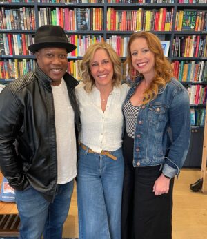 Alisyn Camerota Instagram - Best part of a book tour? Getting surprised by the old friends who show up! Also, getting to hang with my TV sister @michaelapereira who asks all the right questions.