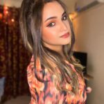 Aliya Naaz Instagram - Sugary euphoria🍦 . . . . . #aliyanaaz #aliya #coral #potd #mumbai #mumbaigirls #indianactress #mumbaiactors #indianactor #colorstvserial #voot #starplus #zeetv #balajitelefilms #orangemakeup #makeupideas #bandrawest #bollywoodhot #tollywoodactress #pollywoodartists #instantbollywood #pinkvillafashion #pinkvillatelly #tellychakkar #indiaforums #viralbhayani #bollywoodactor #bollywoodstyle #coralmakeup #makeupaddict