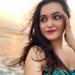 Aliya Naaz Instagram - Aren’t memories of love our biggest treasure?! ❤️ . . . . . #grateful #spreadlove #sunset #bagabeach #bagabeachgoa #goa #goabeach #titoslane #titosgoa #anjunabeach #indian #indiangirl #mumbai #bandra #sfs #love #sunsetlover #beach #bethebestyou #instagood #instagram #water #instantbollywood #tellycelebs #pinkvilla #actress