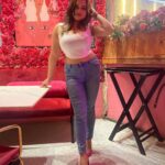 Aliya Naaz Instagram - Keeping it casual ! . . . . #mumbaikar #indianactress #mumbaigirls #ootd #ootdfashion #mumbaimodels #instantbollywood #viralbhayani #pinkvillafashion #pinkvilla #pinkvillasouth #juhu #bandrawest #sfspost #mumbaifashionblogger #filmcitymumbai #altbalaji #balajitelefilms