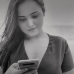 Aliya Naaz Instagram - Life is in colour but black and white is more realistic ✨ . . . . . . #monochromatic #monochrome #blackandwhite #whiteandblack #stilllifephotography #raw #candidphotography #indianwomen #indiangirl #asiangirls #mumbai #mumbaigirls #mumbaigirl #indiangirls #sfspost #bandra #pinkvilla #tellycelebs #bollywoodhungama #mhbrh #actorslife #positivemind #lostlove #phoneaddict #dontcare #goregaonwest #likesforlike #followforfollows #minoritymindset #blackandwhiteillustration