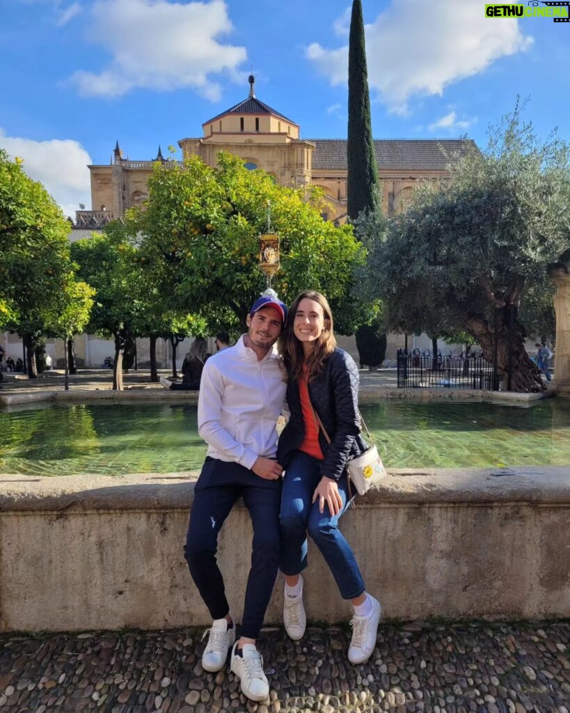 Alizé Cornet Instagram - Beautiful Andalousia 🇪🇸🍊🏰 Now back to work 💪