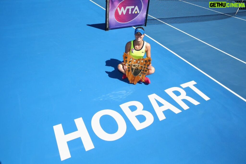 Alizé Cornet Instagram - If this Australian Open was to be my last one, I can't help but look back on everything that Australia has meant for me throughout my career : - The beginning of this incredible streak of Grand Slam participations in 2007 (2) - My first 4th round in GS in 2009 and my first (and only) quarter final in 2022 (3,4) - A WTA title in Hobart in 2016 (5) - The wins in Hopman Cup in 2014 (6) and in Fed Cup in 2019 (7) So many intense memories that will always connect me in a special way to this country. Playing on the courts of Melbourne Park has been an honor and a thrill, and I was lucky enough to experience it 19 times ! The atmosphere there is almost unmatchable. Feeling a bit blue right now, but there is also so much to be happy about. It was a hell of a love story mate. Thank you 🥲💙