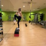 Alla Mikheeva Instagram – Каждый день тренировки в @verba_mayr ☘️
А что Вы любите больше йогу 🧘‍♀️ или функциональную тренировку? 🏋️🤸🏼‍♀️