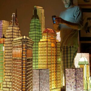 Allison Mack Instagram - Can't get enough of @adamkurtzman. His work never ceases to amaze me. #nourishment #soulfood #inspiration ⠀
...⠀
"#city#stainedglass#lamps#skyscraper#adamkurtMan"