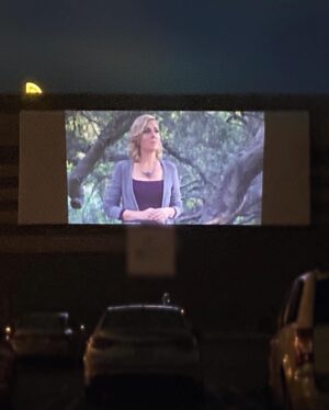 Allison McAtee Instagram - #saturdaynight ✨#driveinmovie #screening ⭐️ #mommune⭐️ #film #actor #watchitsoon on @lifetimemovies @lifetimemovies 

 @jimmyfallon - @fallontonight - #treasurehunt ✨