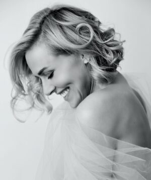 Allison McAtee Instagram - ✨#saturdaymood #aka #satiatedsoul ✨ #joyful #laughter #weekendvibes 
📸 #photocredit @sarahdesage