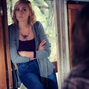 Allison McAtee Instagram - #theface #you’ll see if you #forget to #watch #desperatewidows on @lifetimetv March 7th at 8pm . 📺
 (*also the face the you’ll see if you do. #tunein.) 😎  #thriller #movie #bts 
📸 #credit @ashlycovington