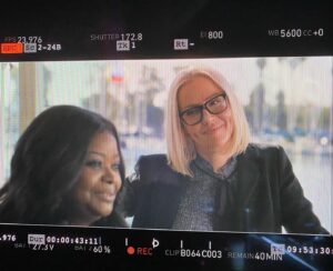Allison McAtee Instagram - ⭐️ #watchnow ⭐️Season 2 of @truthbetold #dropstoday on @appletvplus . 
.
#thanks for the opportunity to #comeplay ❤️ @octaviaspencer @katehudson @reesewitherspoon @hellosunshine @appletv #girlgroup #ladybossstyle